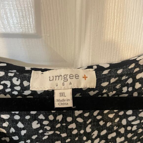 Umgee Animal Print Babydoll Top in Black and white high/lo size 1XL - Picture 3 of 11